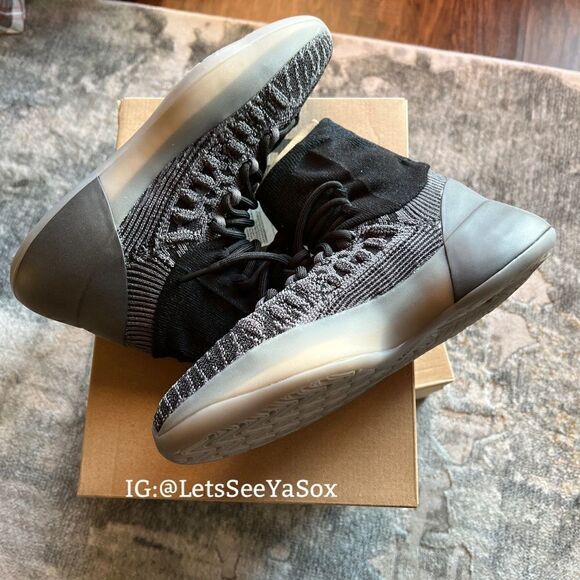 YEEZY BSKTBL KNIT “Slate Blue” Size 6.5 NEW IN HAND Ready To Ship📦 - Picture 1 of 3